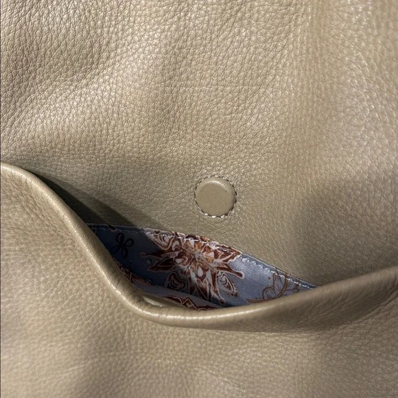 HOBO Tan Leather Tote with Fringe Details - Picture 3 of 7